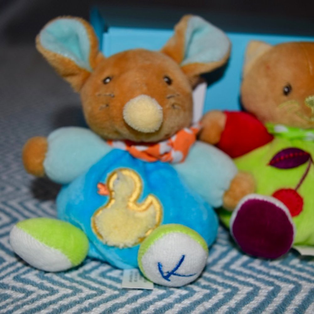 Kaloo Colours Small Mouse, Cat, Bear & Rabbit with ties - Picture 3 of 5